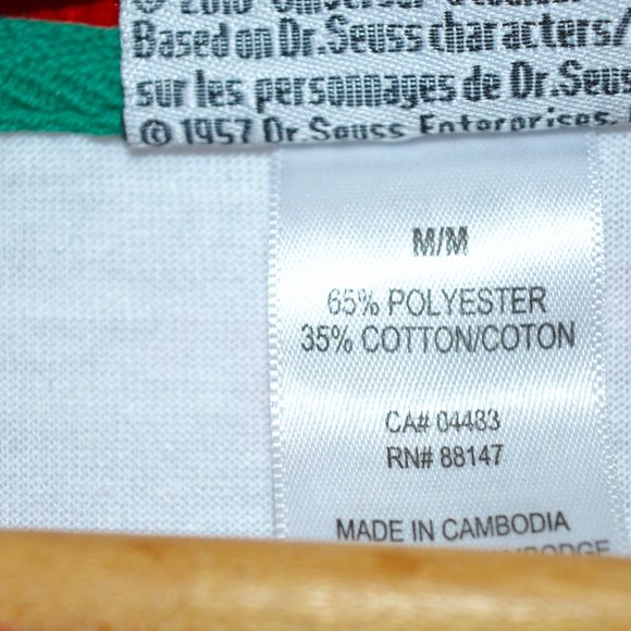 Christmas Graphic T-Shirt - Picture 5 of 6